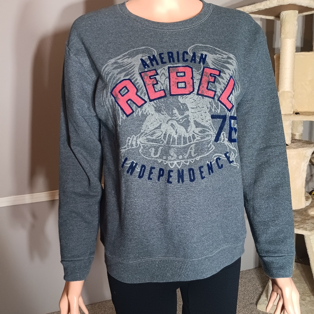 Boys size extra large.